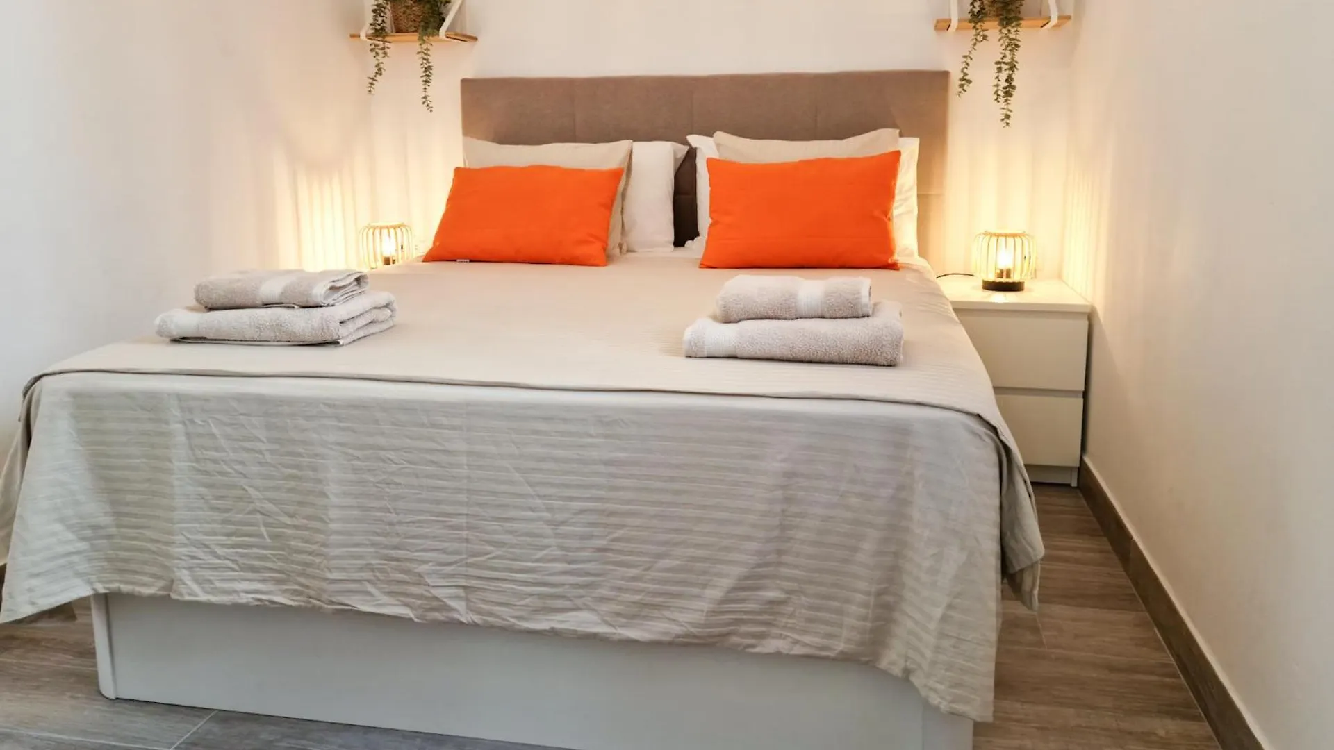 Orange - Parque Santiago II Apartment Arona